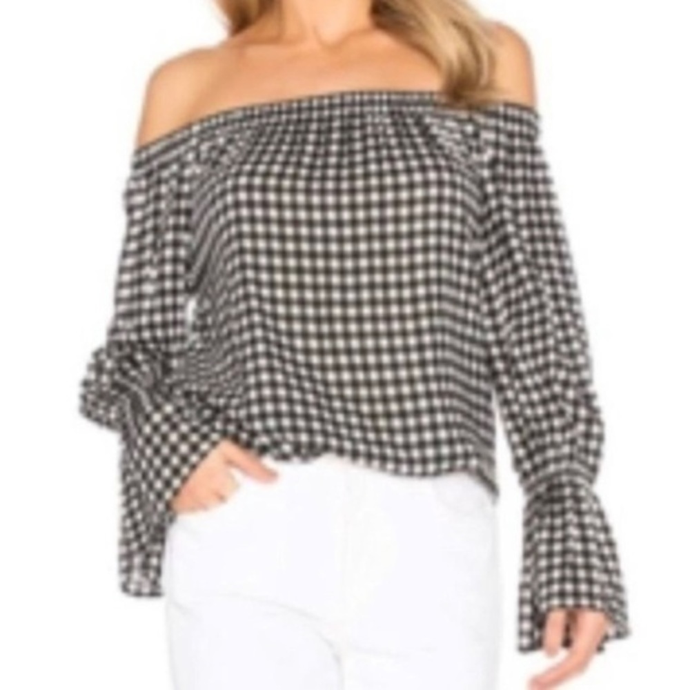 Sanctuary off‎ shoulder top black and white gingham size med. Great class…